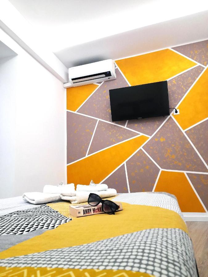 Fantastic 2 Bedrooms, Just 20 Meters From Ocean Playa de las Américas Exterior foto